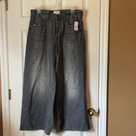 Universal Threads Super Wide Leg Mid Rise Light Black Wash Denim Jeans Size 10S - Picture 1 of 16